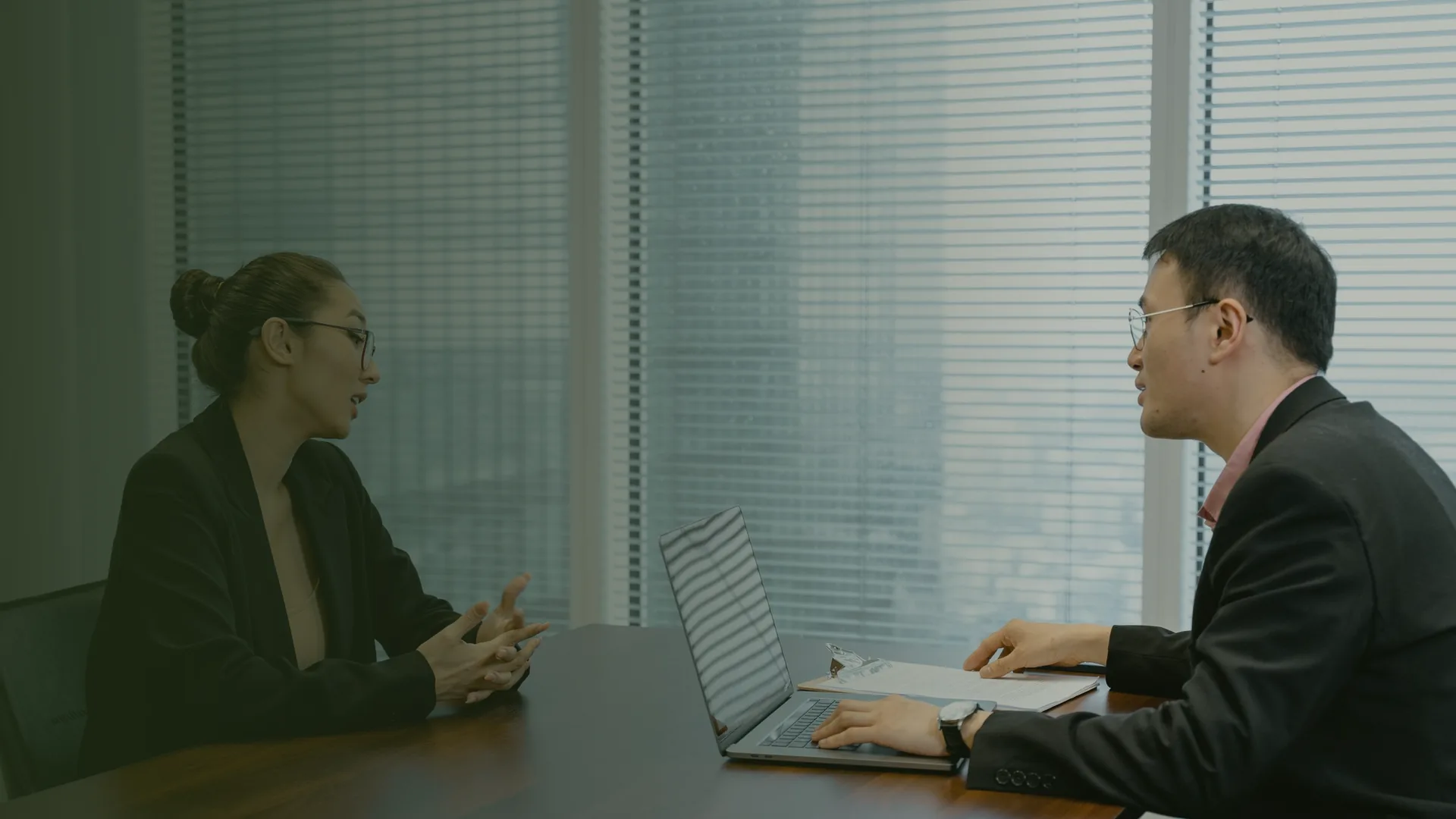 Định vị thương hiệu là gì, cách viết câu định vị cho doanh nghiệp nhỏ